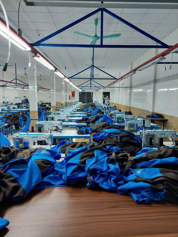 vietnam clothing factory