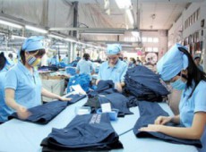Xuất khẩu dệt may 10 tháng ước đạt gần 25 tỷ USD, đích đến 42 tỷ USD còn rất xa